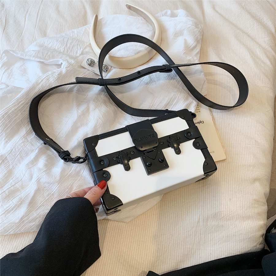 PETTI BAG gallery image 3