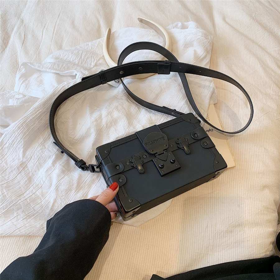 PETTI BAG gallery image 4