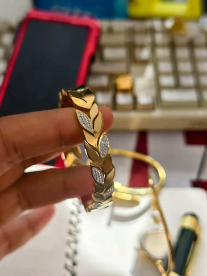 POOVA BANGLE gallery image 3
